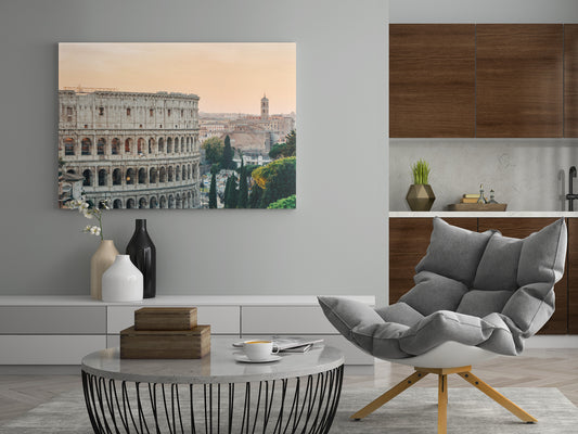 Wandbild mit Blick auf das Kolosseum und warmes Himmellicht