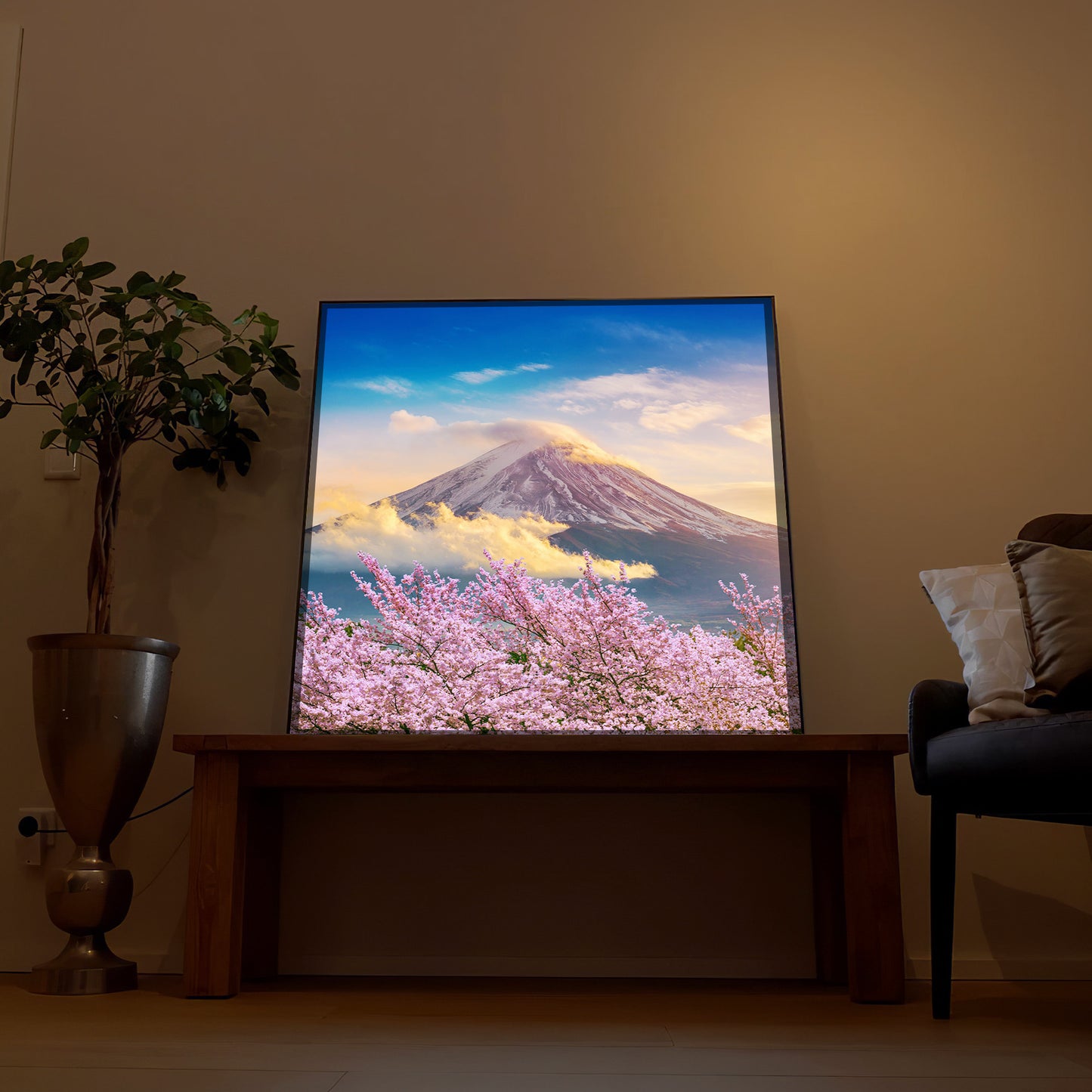 LED-Bild mit Rahmen, Motiv Landschaft mit Berg und Kirschblüten