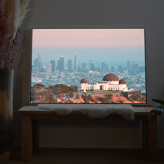 Griffith Observatorium Los Angeles Bild mit dunklem Rahmen, Panorama der Stadt mit Kuppelbauten