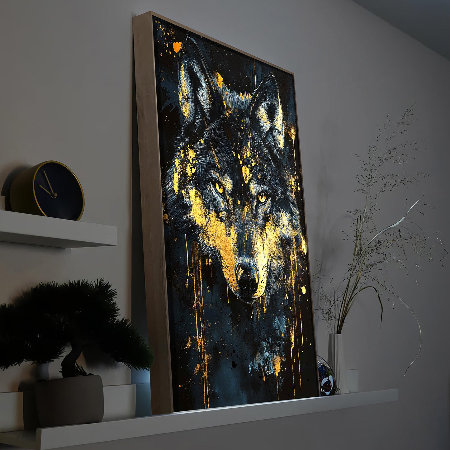 LED-Wandbild mit Wolfsmotiv, Holzrahmen, goldene Lichtakzente