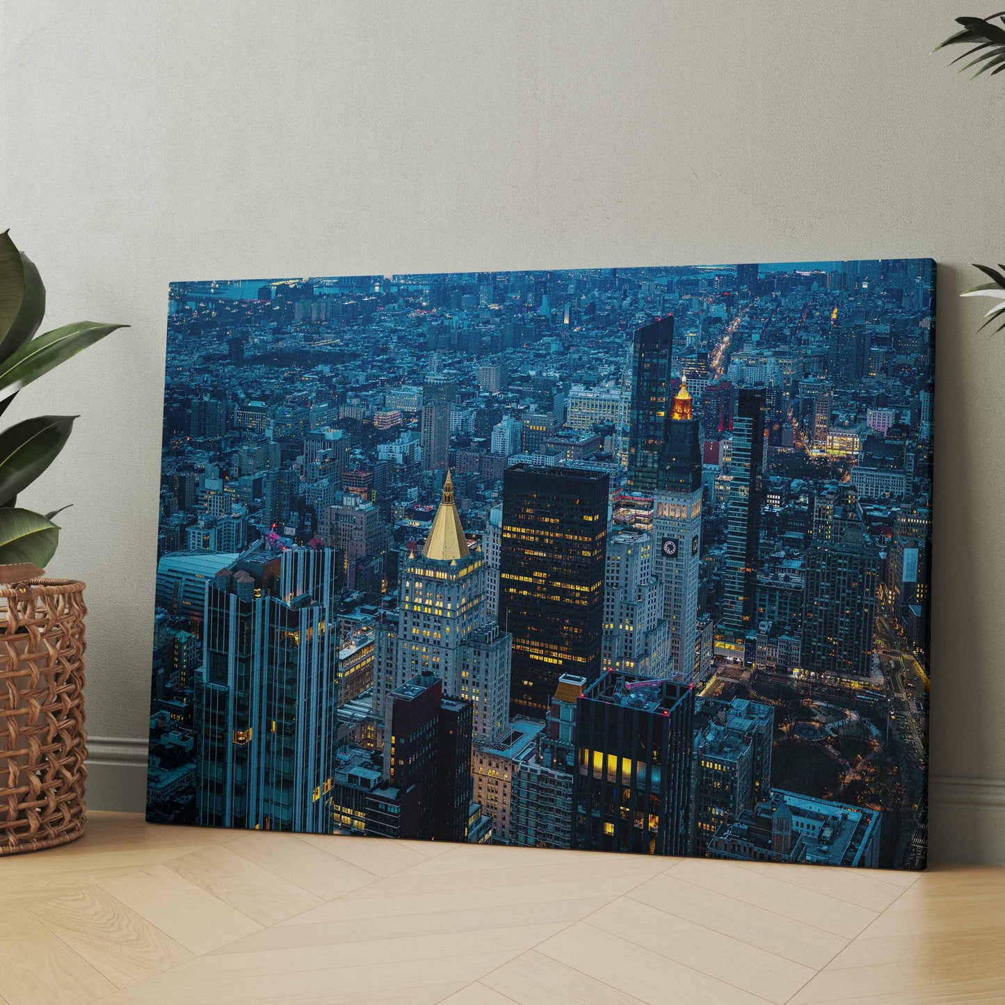 Leinwandbild mit nächtlicher Skyline und leuchtenden Wolkenkratzern