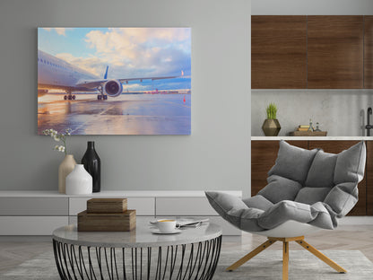 Wandbild mit Flugzeug am Flughafen auf Startbahn, Vorderansicht im Blauschimmer