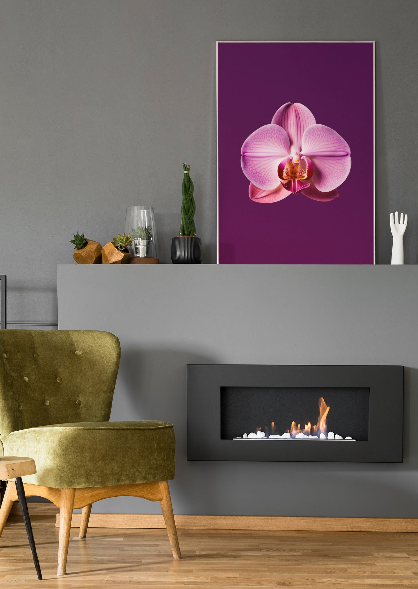 Leinwandbild mit rosa Orchideenblüte auf violettem Hintergrund, Hochformat