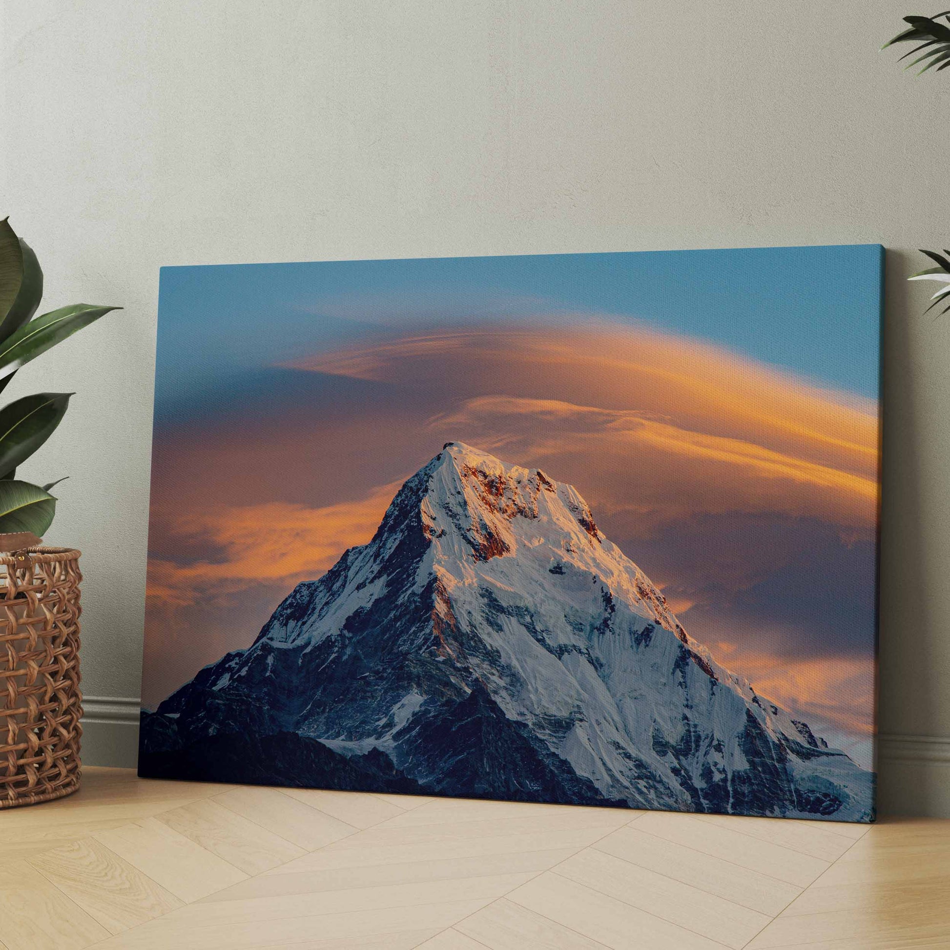 Nepal Hill Leinwand mit Bergmotiv im Abendhimmel, blau-graue Berge