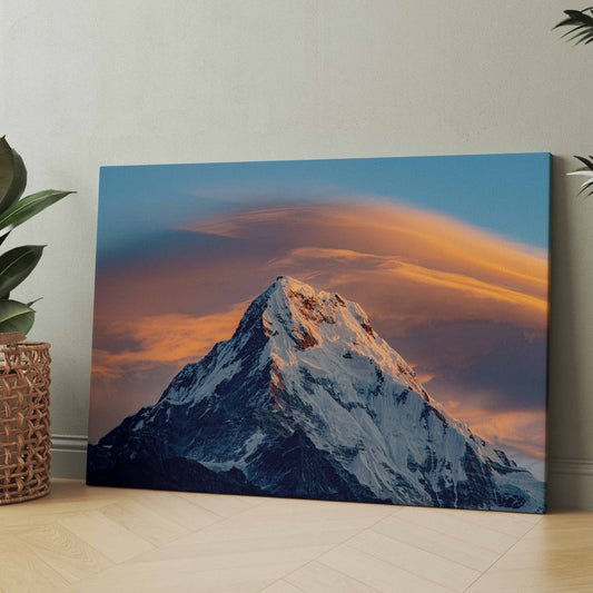 Nepal Hill Leinwand mit Bergmotiv im Abendhimmel, blau-graue Berge