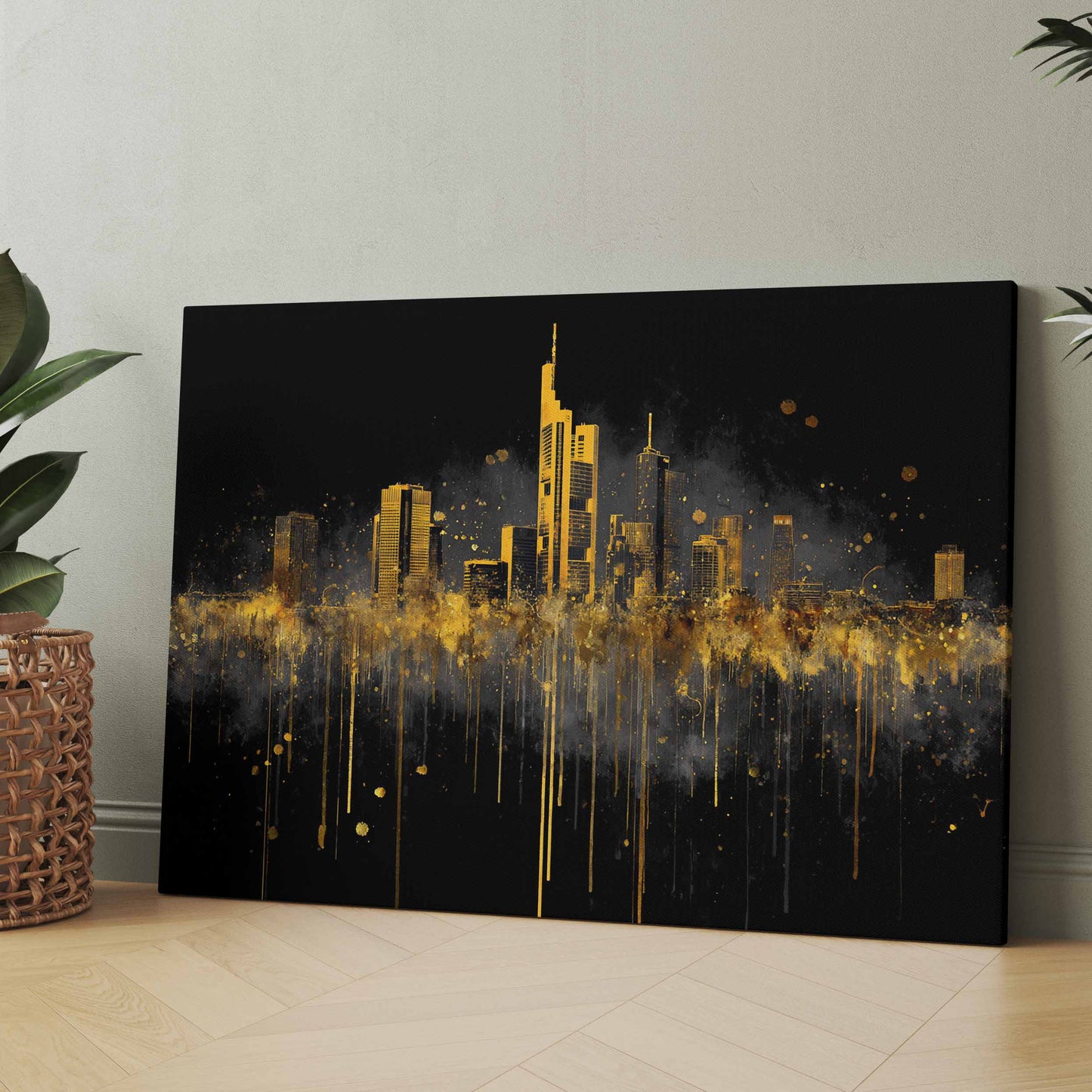 Leinwand mit Skyline: goldene Hochhäuser im Dunkeln, Spiegelungen unten.